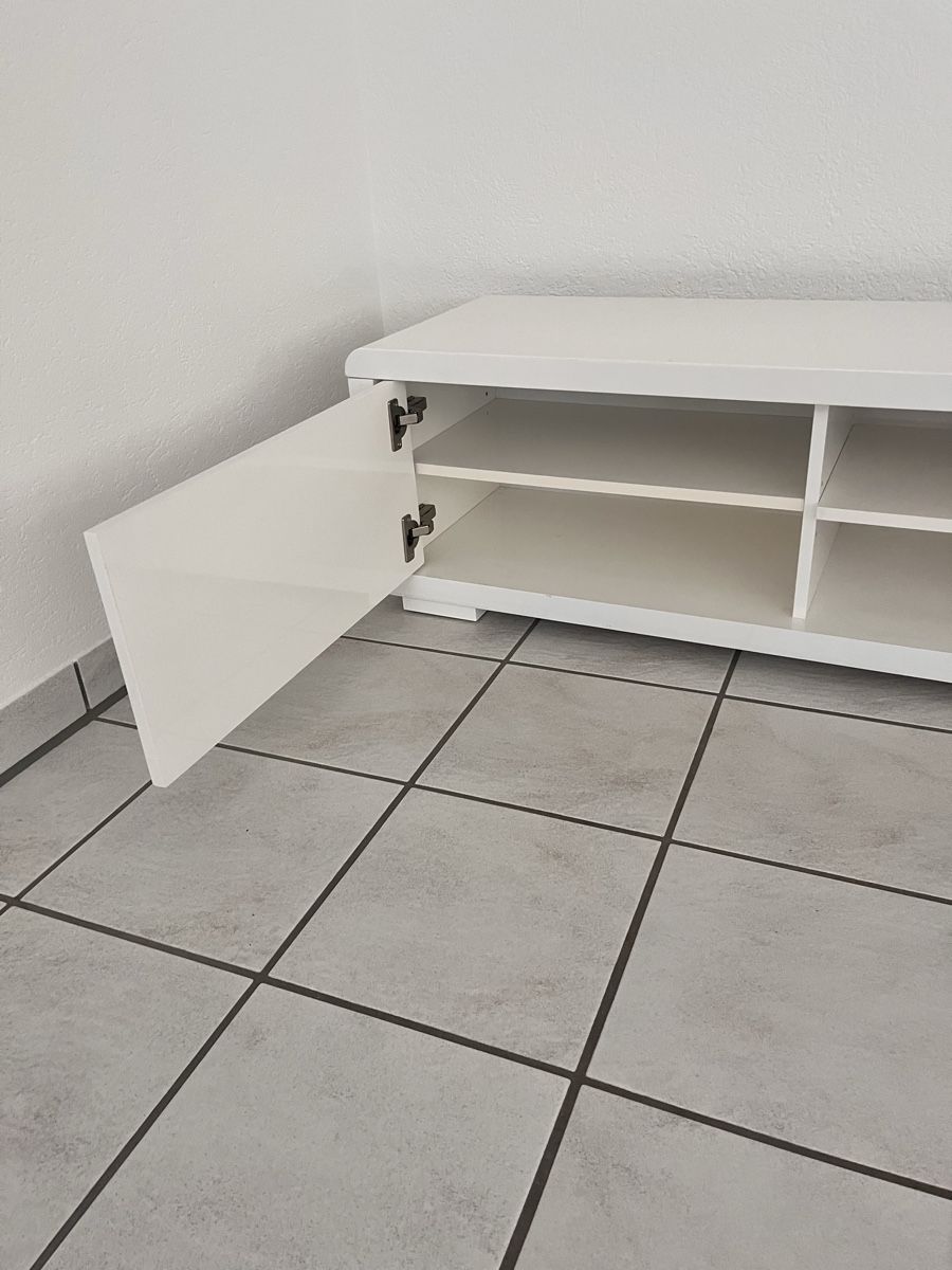 Mobili TV: TV-Möbel weiss – Usato da Nürensdorf venduto da Frisco676 2
