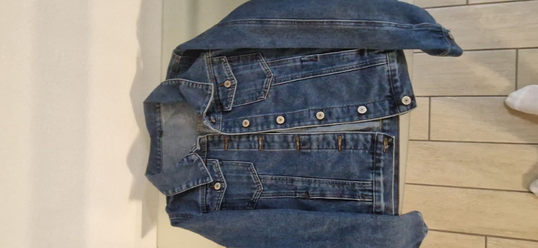 Jacken: jacket jeans – Gebraucht aus Granges VS von nan_h2bv 1