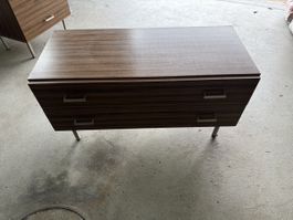Kommode mit Schubladen Nussbaumfurnier 94 cm  breit gebrauch