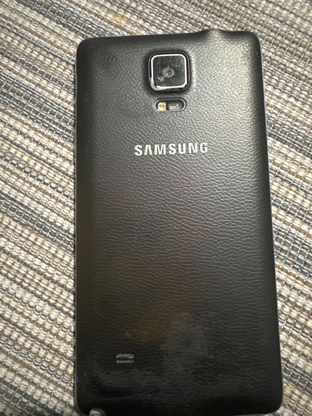 Samsung Telefoni cellulari / Smartphones: Samsung Note 4 – Usato da Zürich venduto da katya_noia 1