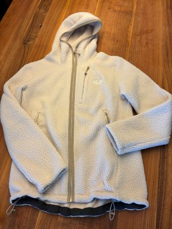 Jack Wolfskin Kuscheljacke Fleece hellbeige Grösse M