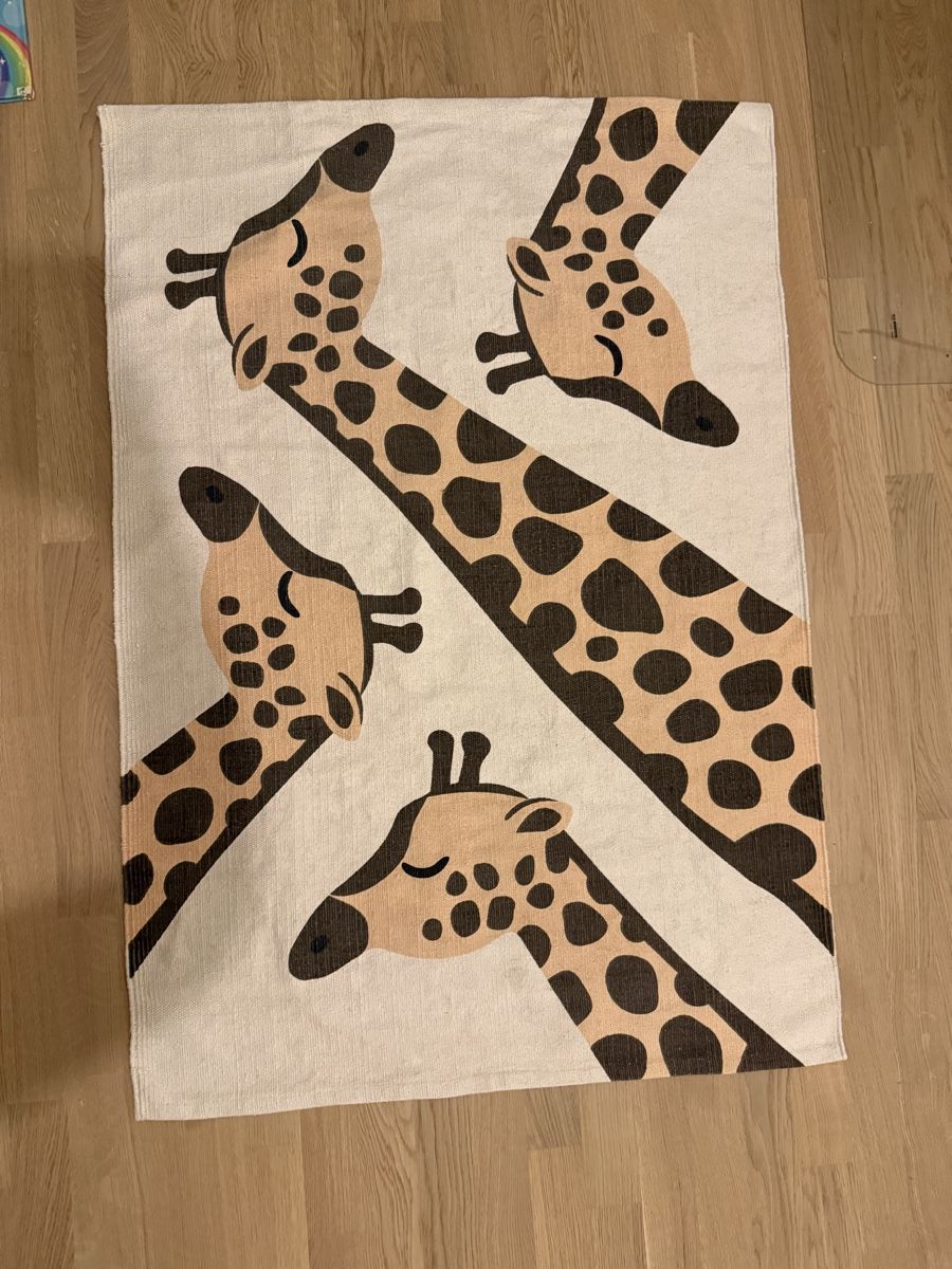 Tappeti: Kinderteppich Giraffen 130x90 – Usato da Kloten venduto da Narenjina