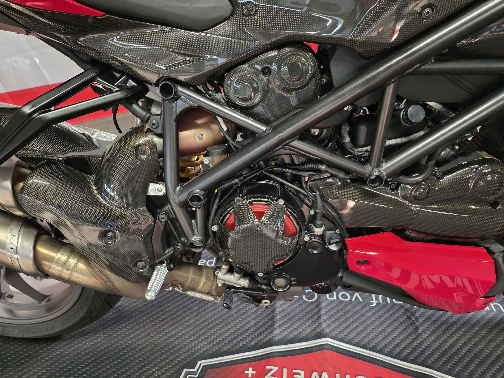 Ducati Route: DUCATI Streetfighter 1099 S – D'occasion à Kloten par inf_9byd 6