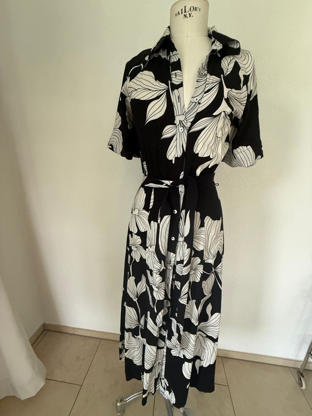 Kleider: Kleid Grösse XS 100 % Viskiose – Neu (gemäss Beschreibung) aus Kirchdorf AG von coco123 1
