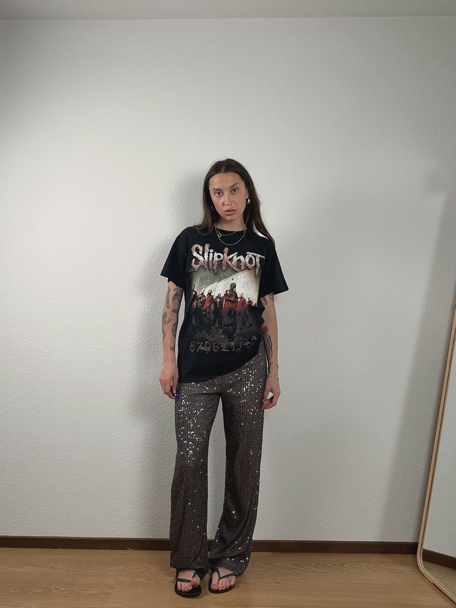 H&M Pantaloni: Sparkly Sequined Wide Leg Pants  – Usato da Knonau venduto da Grapesvintage