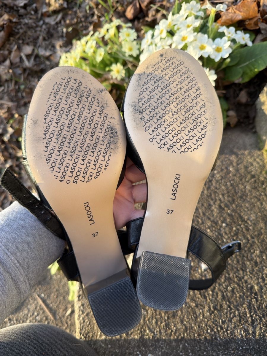 Scarpe da donna: Sandalen von Lasocki Gr. 37 – Usato da Oberrohrdorf venduto da Mariann79 3