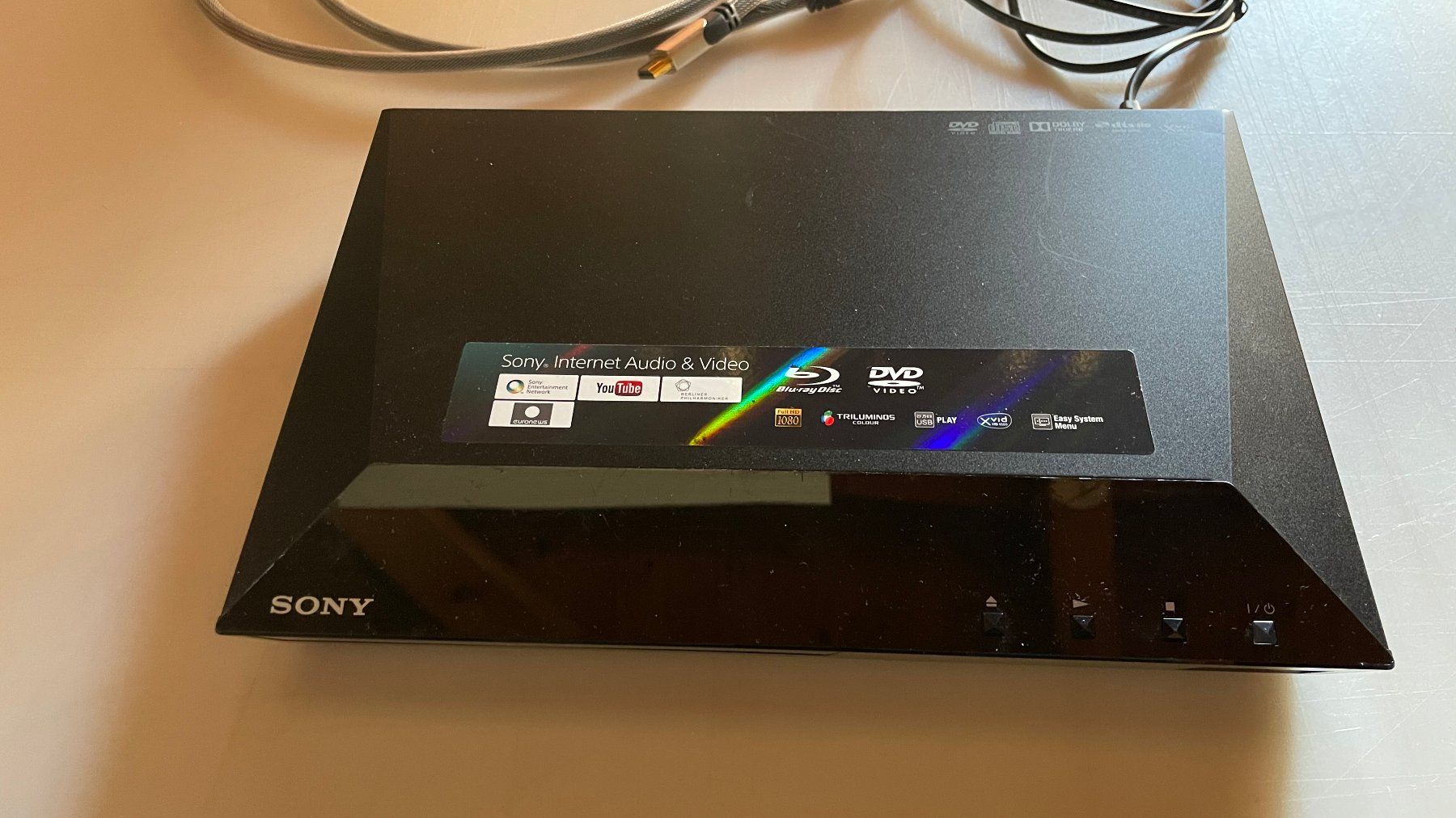Sony Sistemi audio & multimediali: Sony BLU-RAY & DVD Player BDP-S1100 – Usato da Glattfelden venduto da cybermaxx