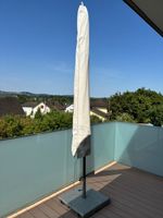 Sonnenschirm GLATZ mit Drehkurbel, Schirmsockel + Hülle