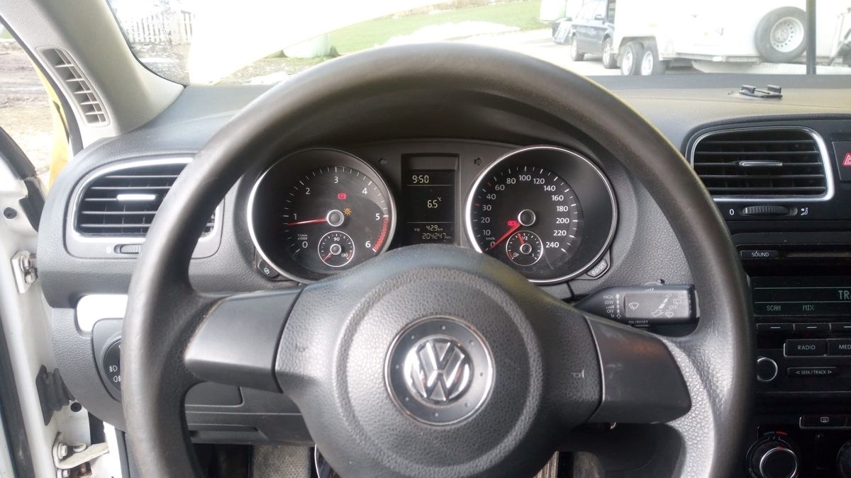VW Autos: VW Golf Var.1.6D 4M – Gebraucht aus Gampelen von ste_r6hj 6