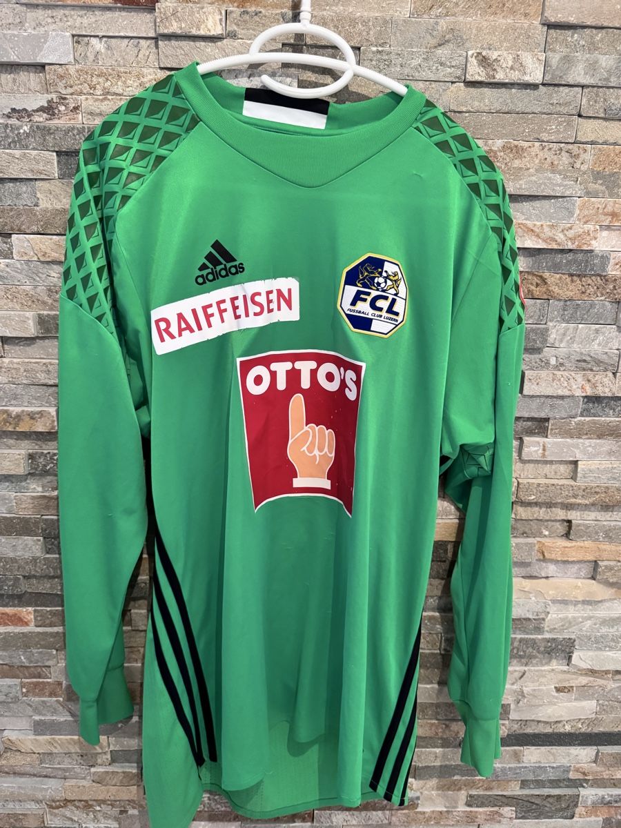 Canottiere & Pantaloni: FC Luzern D. Zibung Matchworn/Matchissued – Usato da Cham venduto da fuli
