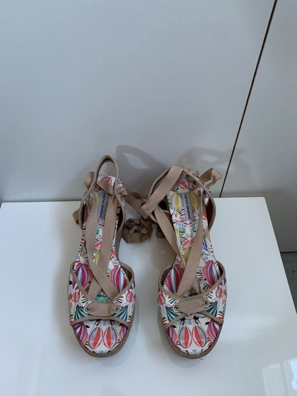 Scarpe da donna: TABITHA SIMMONS: Neue exklusive bunte Plateau-Sandale, 39 – Nuovo (secondo la descrizione) da Luzern venduto da paulablue 4