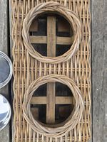 Futterbar Happy House Rattan 50x25x24 cm zwei Näpfe