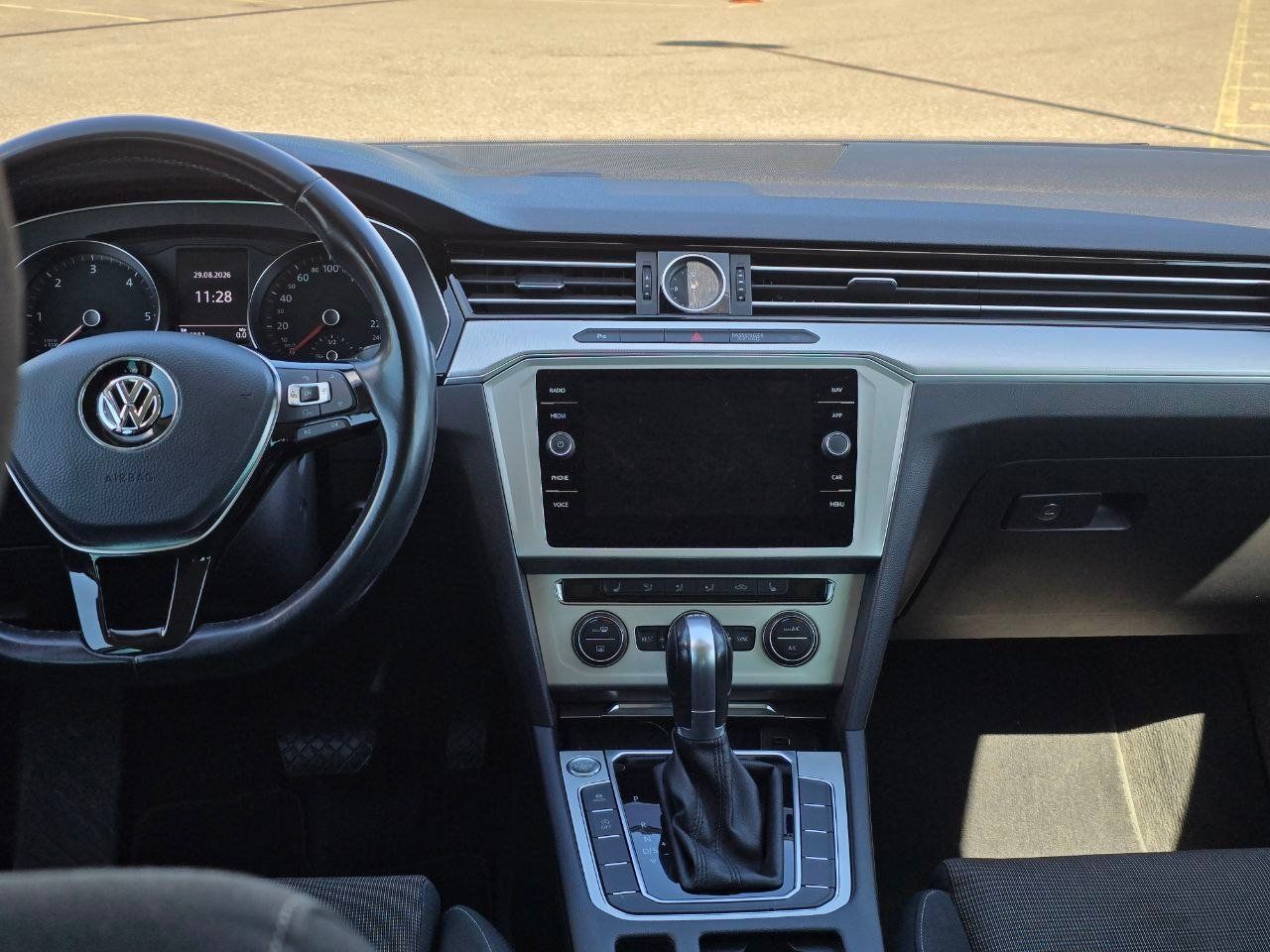 VW Automobili: VW Passat Variant 2.0 TDI Kombi – Usato da Tägerwilen venduto da secus 3