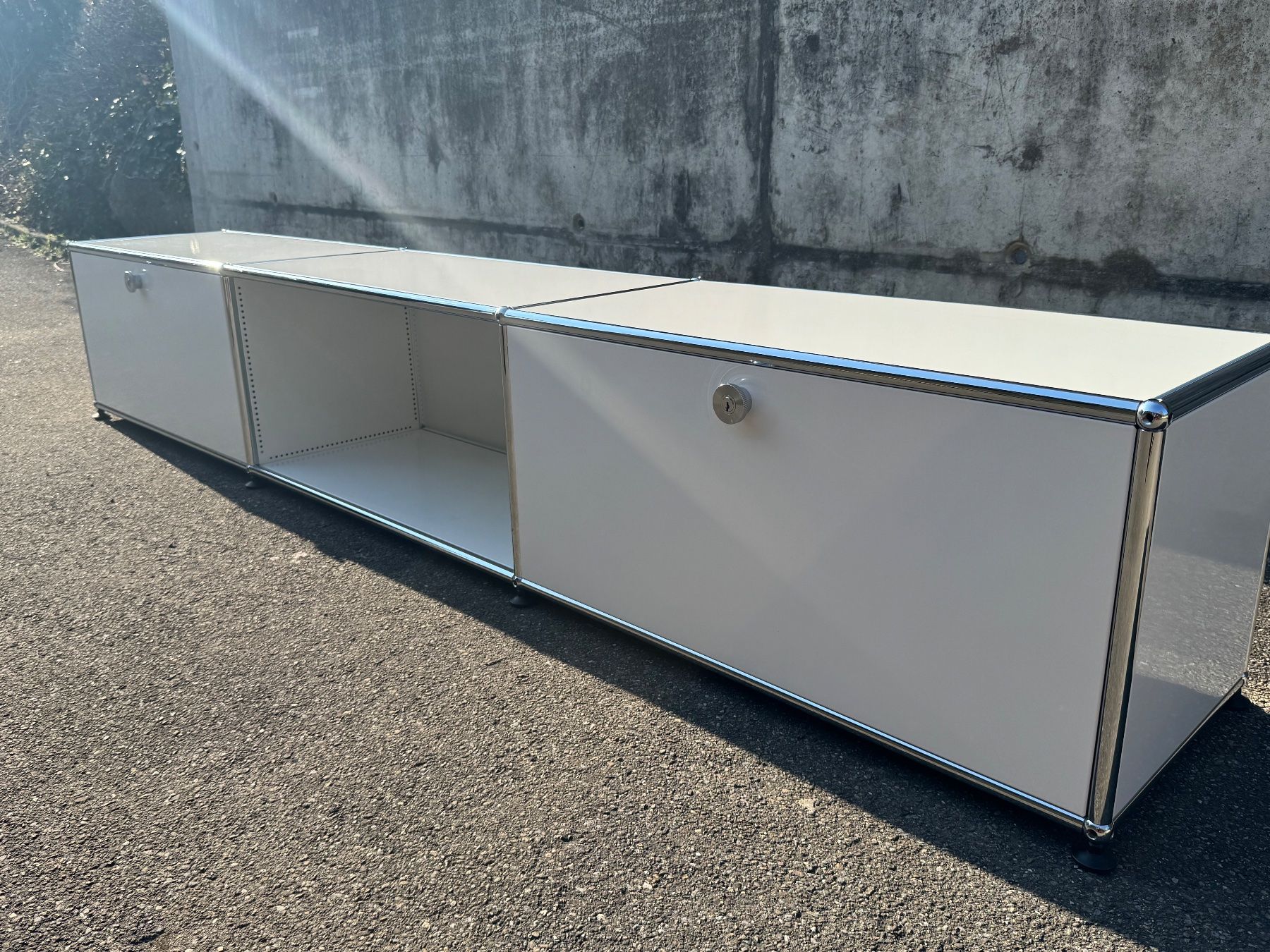 USM Regale: USM Haller Lowboard Reinweiss – Gebraucht aus Nürensdorf von donmiguel7 4