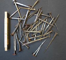 Handgeschmiedete Nägel, 52 Stück ~ 200 - 300 Jahre alt