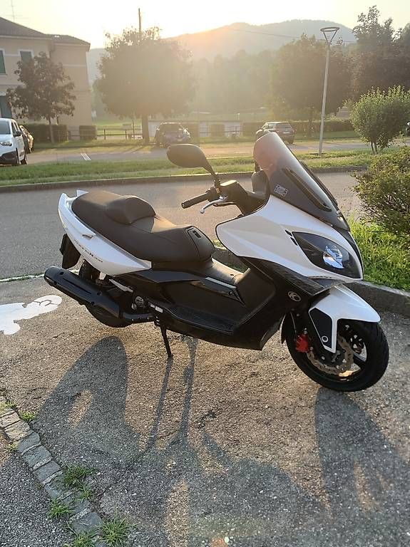 Scooters: Kymco Xciting 300 – Gebraucht aus Magliaso von 199_jcw8