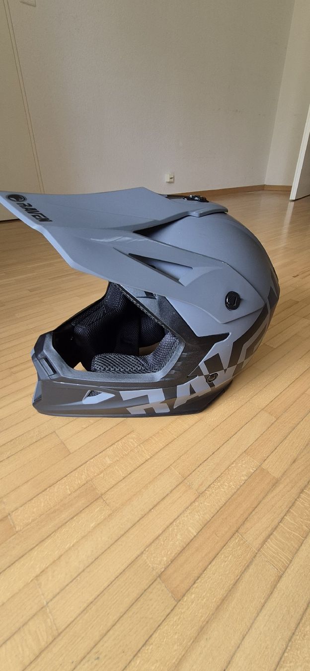Helme & Visiere: Crosshelm Raven Airborne – Gebraucht aus Zürich von Pentimento 1