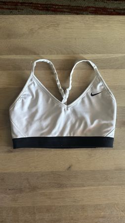Nike Dri-FIT Sport-BH Gr. M Weiß/Schwarz