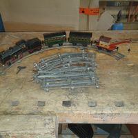 Eisenbahn Märklin Uhrwerkaufzug antik