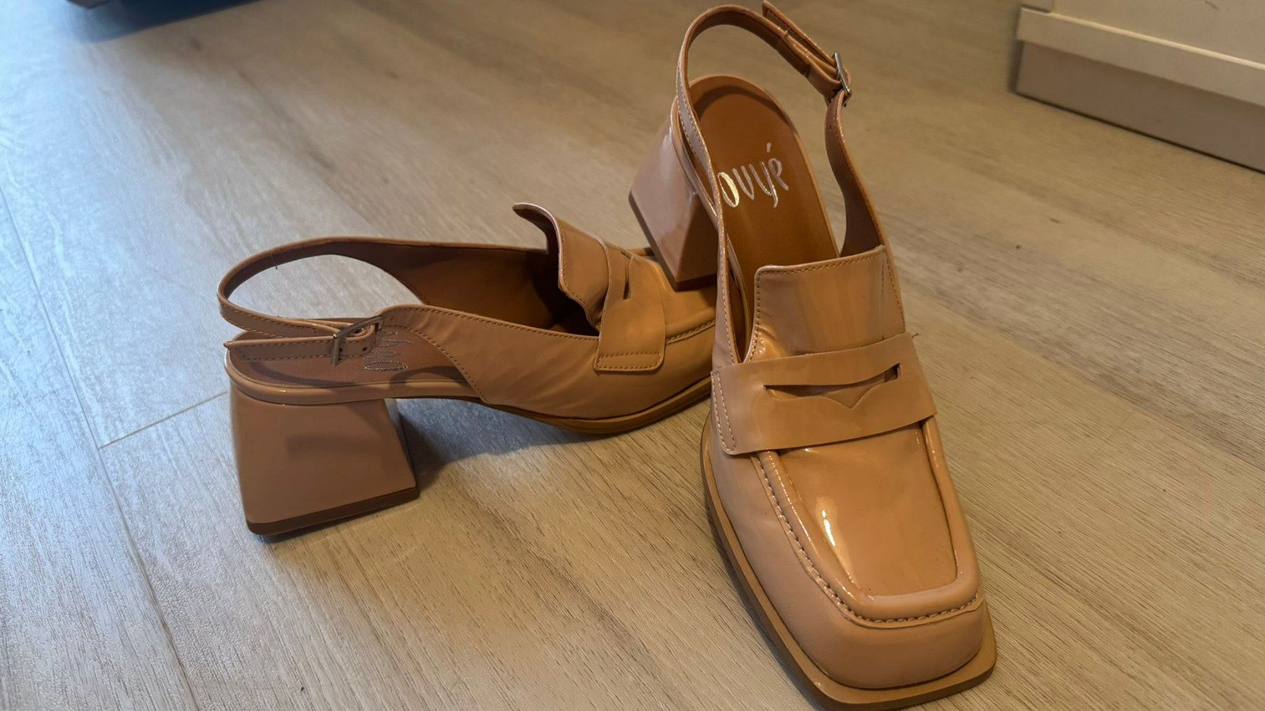 Scarpe da donna: Ovyé Block Heel and a slingback design - Size 39 – Usato da Bellinzona venduto da francescouv