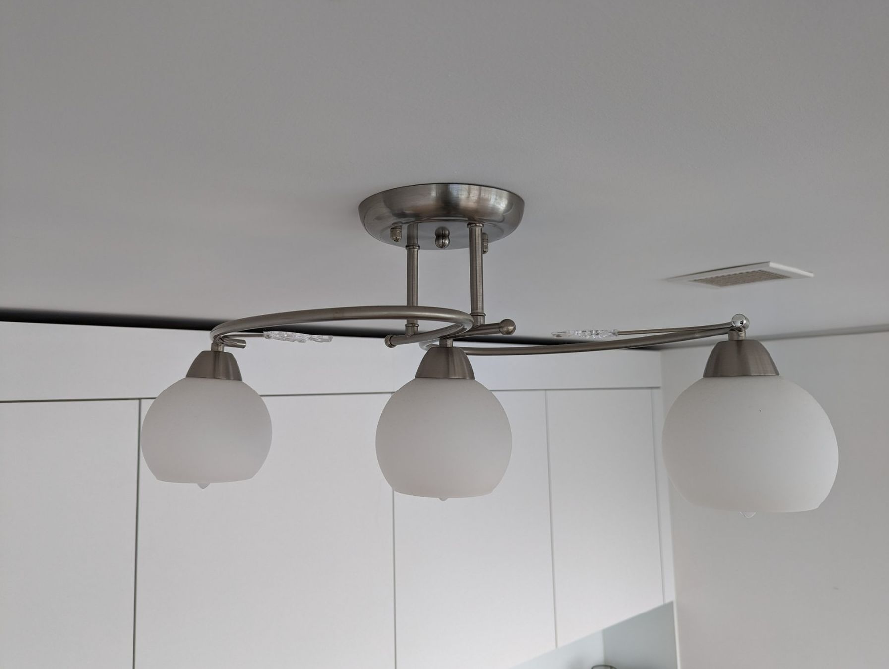 Lampadari & plafoniere: Dreiflammige Deckenlampe – Usato da Frutigen venduto da be.kre 2