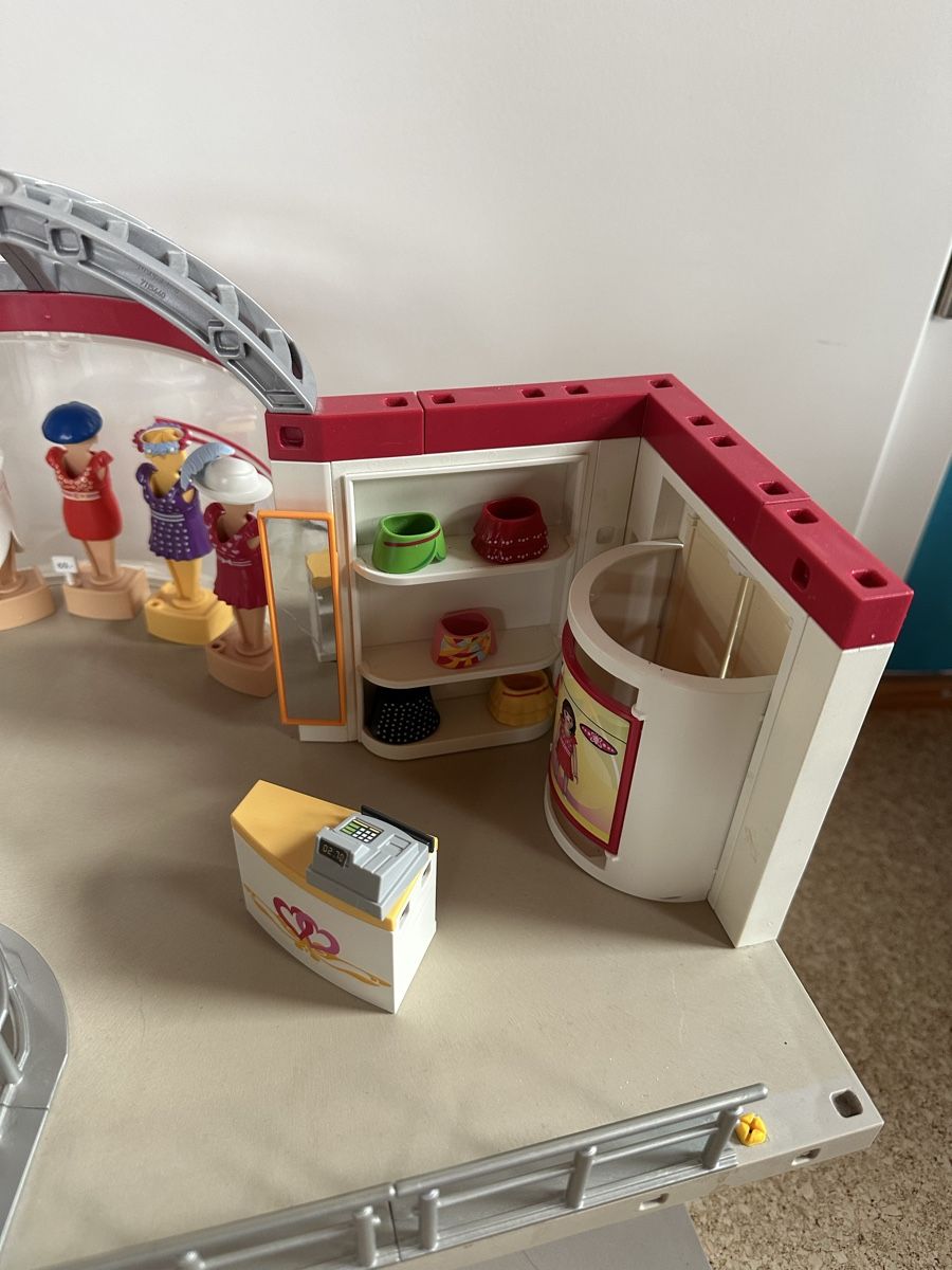 Playmobil Giocattoli: Playmobil Einkaufszentrum – Usato da Embrach venduto da Toobie 1