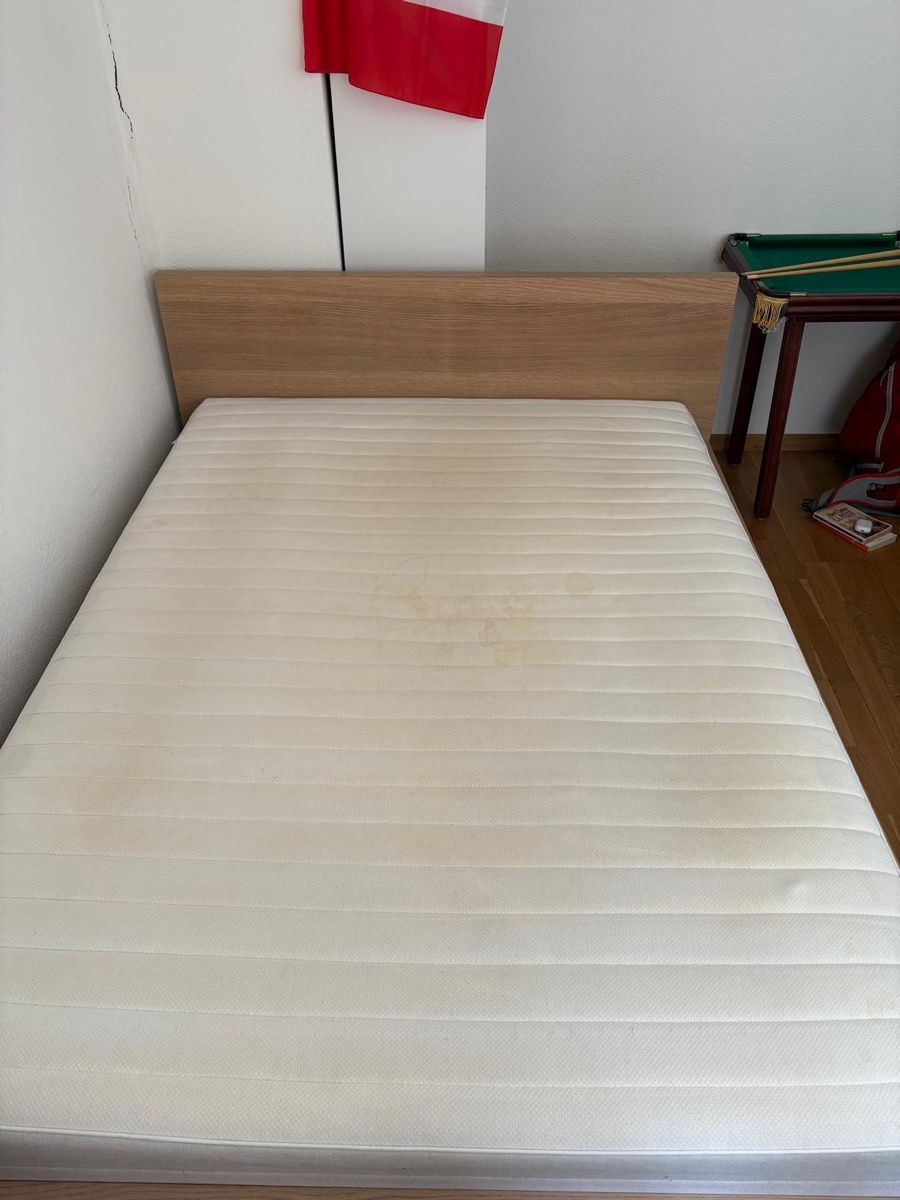 Betten: Bed Frame and Mattress – Gebraucht aus Zürich von Francescoooo 1