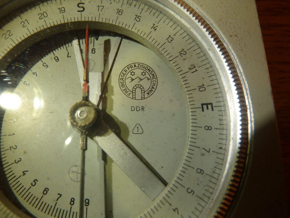 Universeller Prismatik-Kompass, Geologenkompass; Konustar, Italien