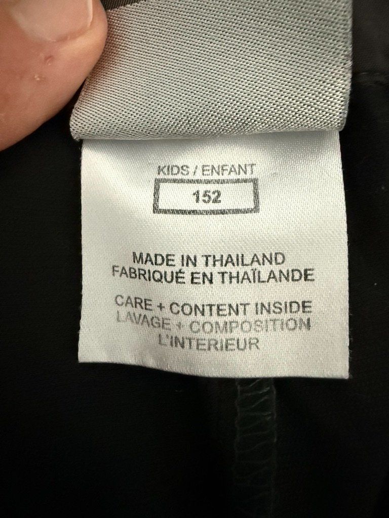 Jack Wolfskin Pantalons: JACK WOLFSKIN Wanderhose Grösse 152 – D'occasion à Uzwil par justitia8 3