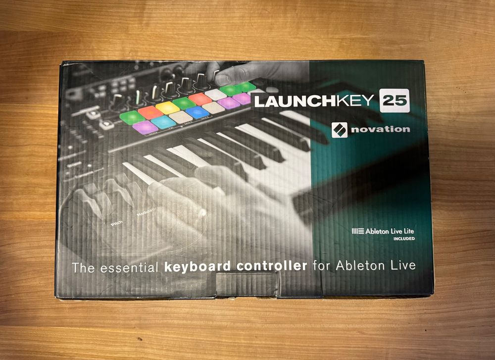 Novation Launchkey 25 MK2 MidiKeyboard Kaufen auf Ricardo