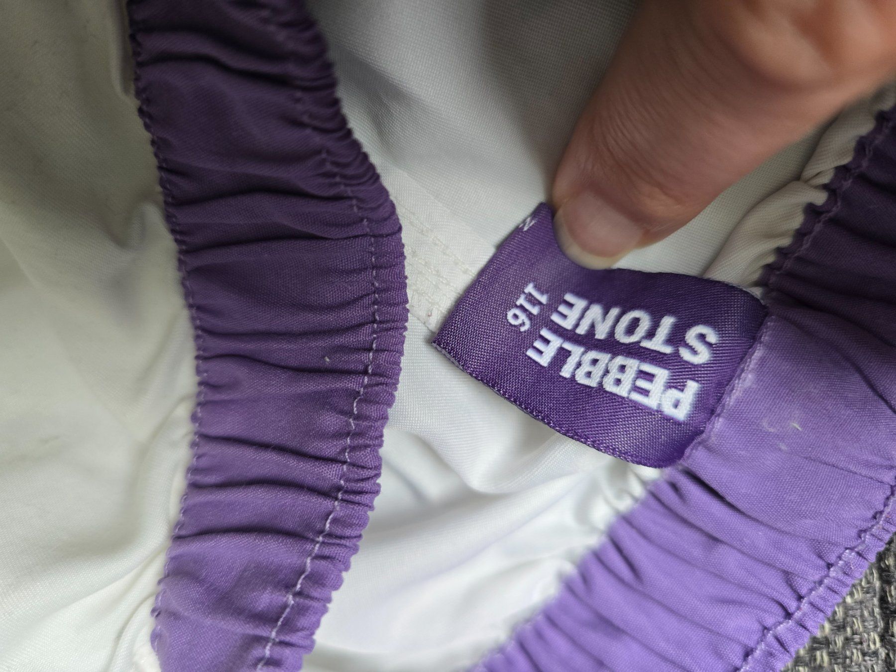 Pantaloni: Kurze Hose Gr. 116 – Usato da Büttikon AG venduto da Amineah 1