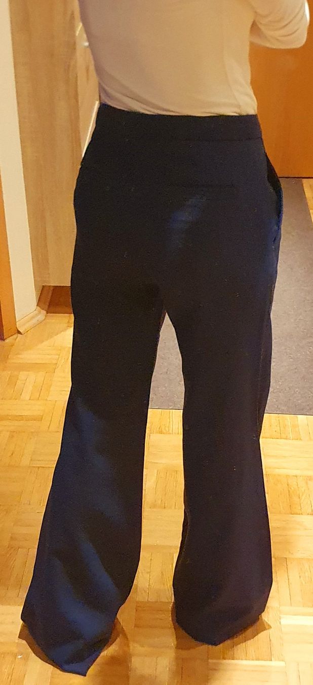 Massimo Dutti Pantaloni: Hose Massimo Dutti Grösse 34 dunkelblau – Usato da Stansstad venduto da InStyle8 7