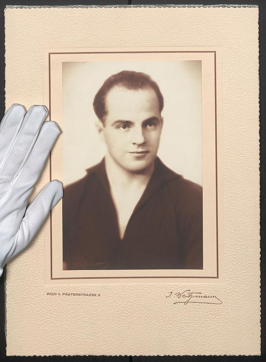 Photos & affiches: Fotografie J. Weitzmann, Wien, Portrait  – D'occasion à Berlin par bartko-reher