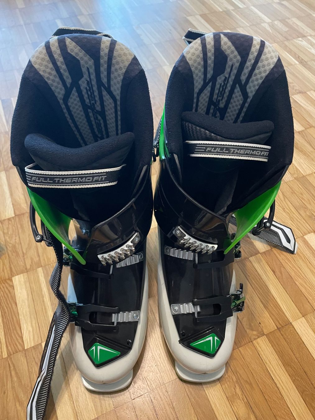 Fischer Herrenschuhe: Fischer skiing boots 42/43 – Gebraucht aus Hünenberg See von jan_gj9z 1