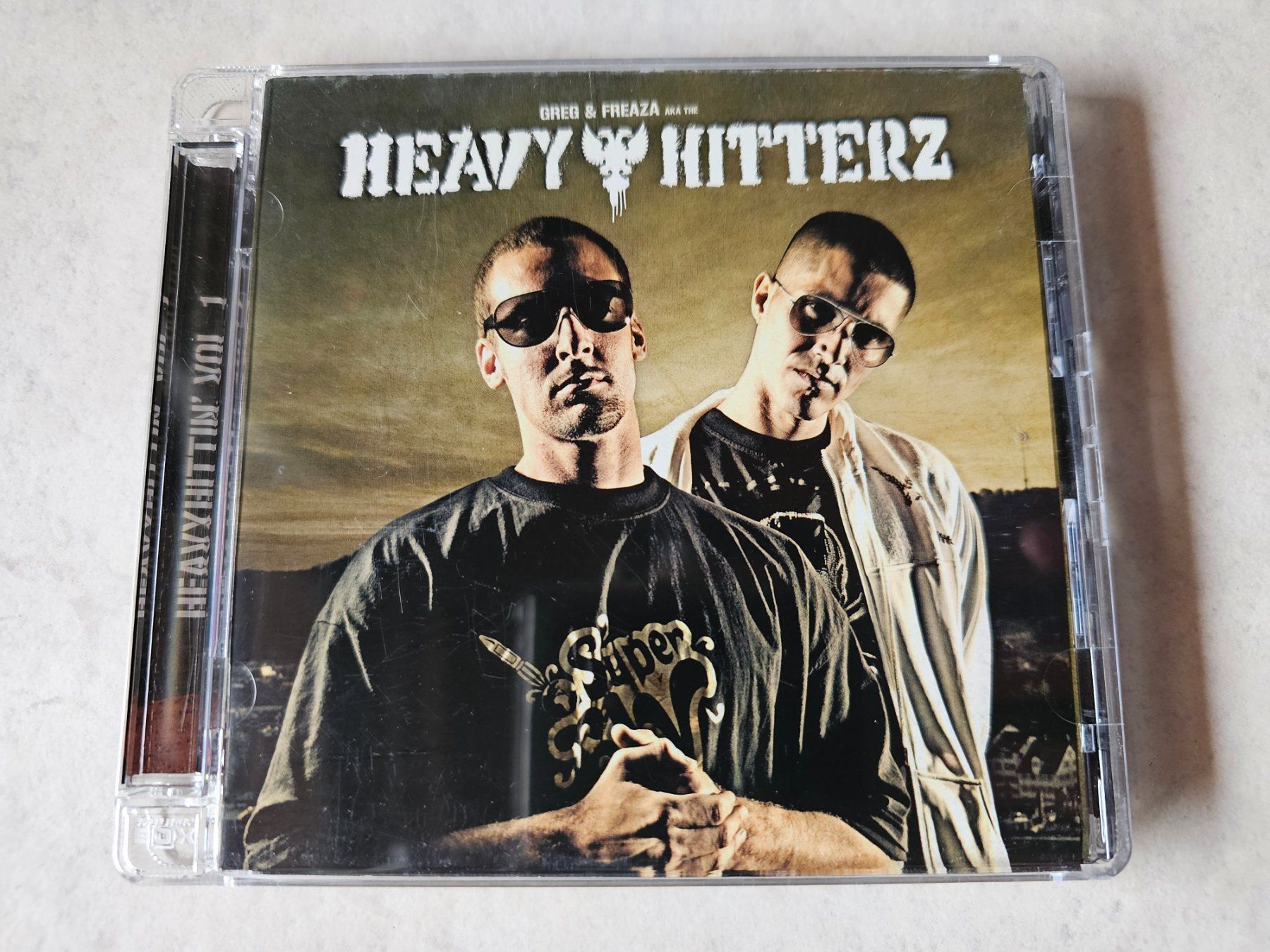 CD: Heavyhitterez  -  Heavyhittin' Vol. 1 – Usato da Schneisingen venduto da backstore24