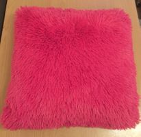 AKTION Flauschiges Kissen