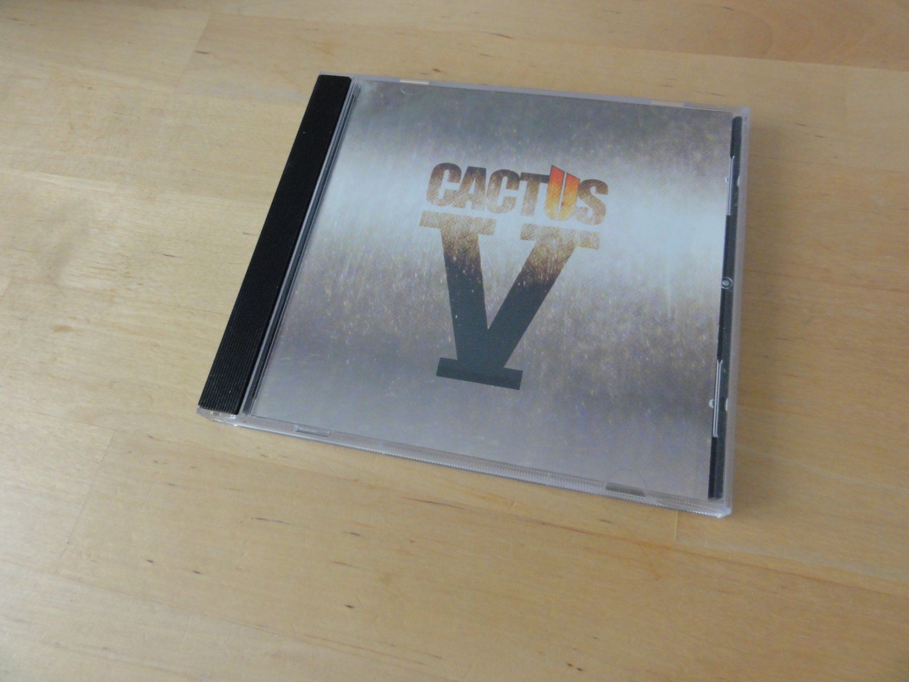 CD: CACTUS "V" – Usato da zürich venduto da Goldimmund 4
