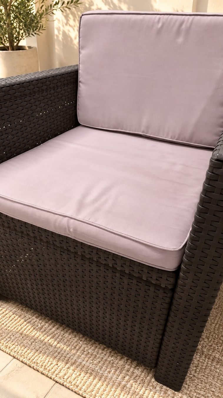 Poltrone: Loungesessel mit Beistelltisch – Usato da Liebefeld venduto da abb_p8zr 1