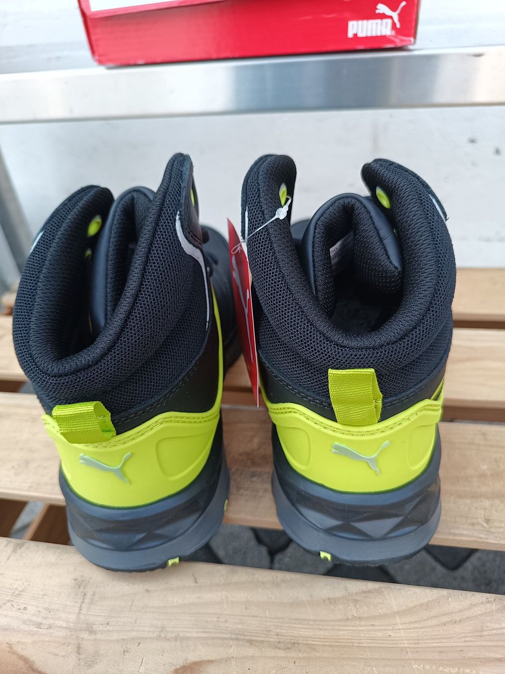 Puma Scarpe da uomo: Puma Sicherheitsschuhe S3 ESD HRO SRC 39 – Nuovo e nell'imballaggio originale da Oberegg venduto da A-Z.Handel.Loehrer 2