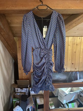 Neues Kleid BSL Gr.S mit Etikett, perfekt für den Frühling