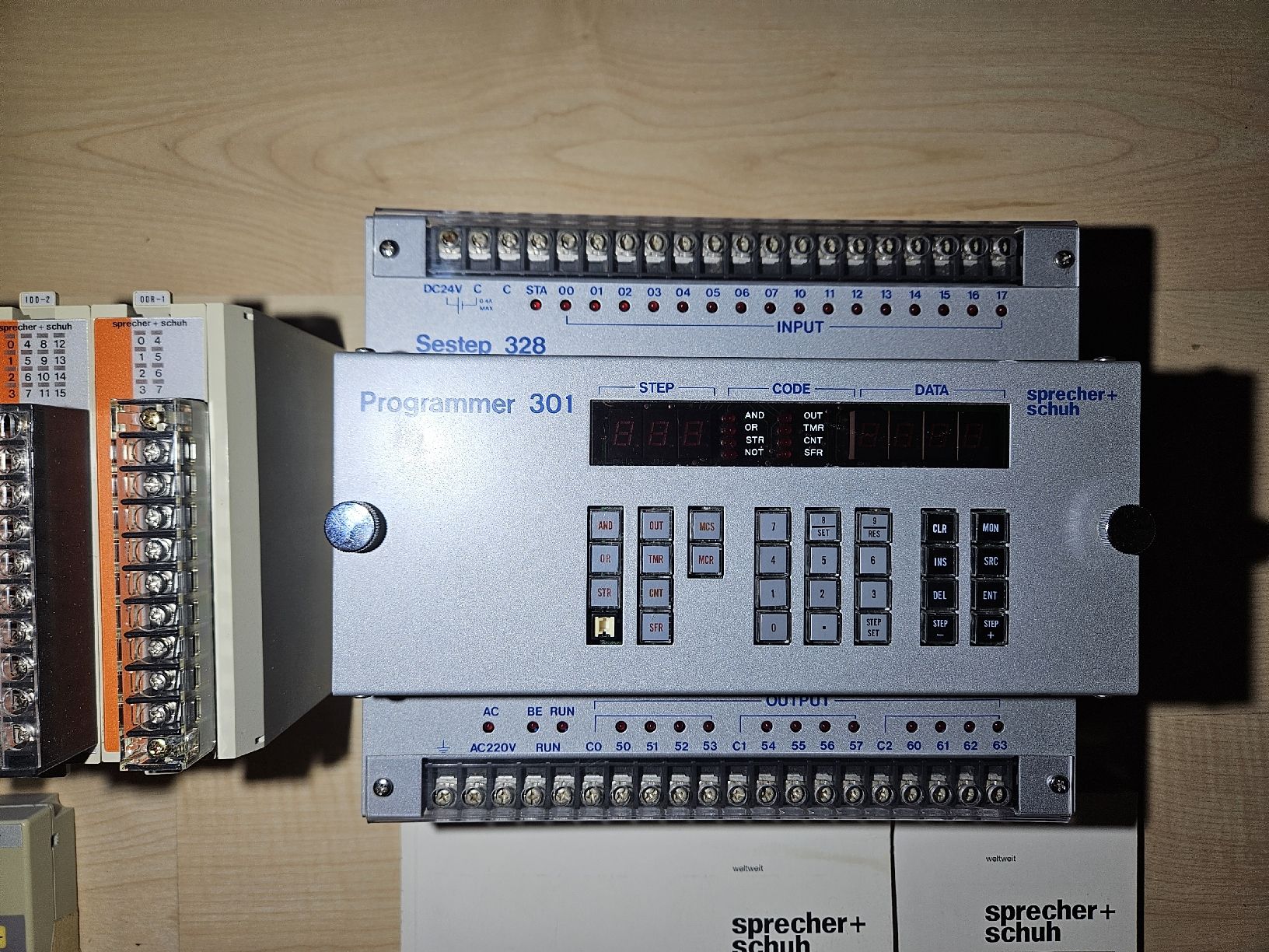Sprecher + Schuh Elektronikbauteile: Sprecher+Schuh SPS Steuerung Sammlung – Gebraucht aus Kölliken von 7-ELEVEN 3