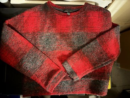 Pullover Mango kariert rot schwarz Grösse S gebraucht