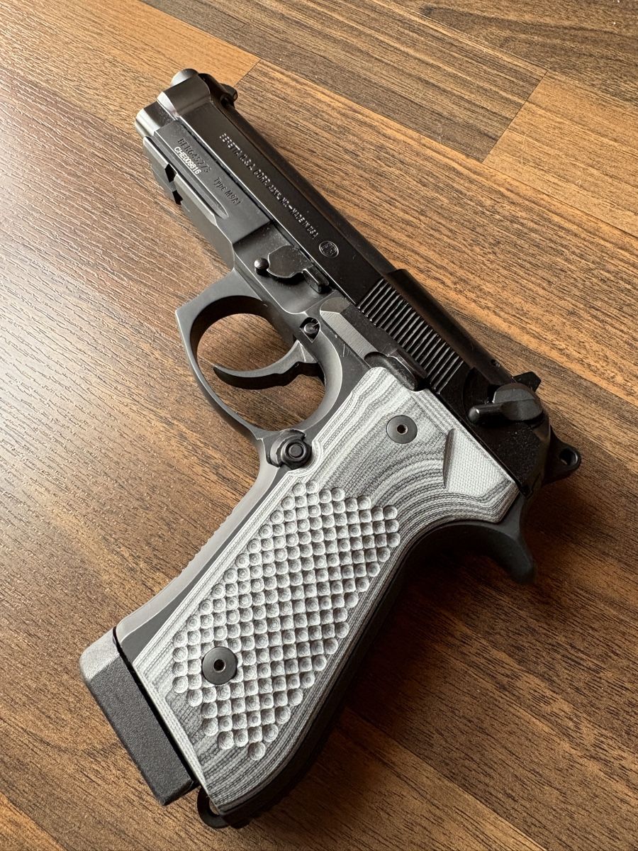 Tiro a segno: LOK GRIPS Beretta 92 – Nuovo e nell'imballaggio originale da St-Pierre-De-Clages venduto da chapje 1