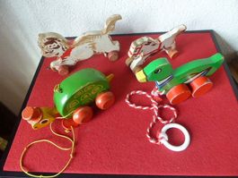 4 alte Tier Nachziehspielzege
