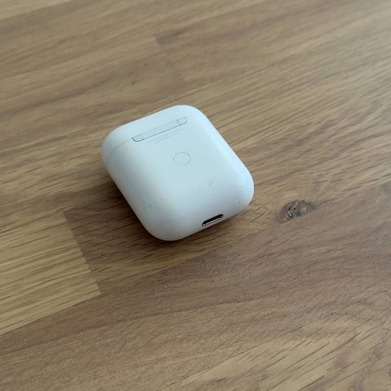 Apple Cuffie: Apple AirPods 2 – Usato da Widen venduto da flavio_marchi 4