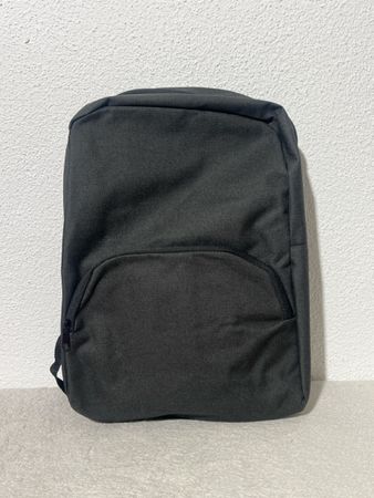 Rucksack schwarz schlichtes Design 42x32x10