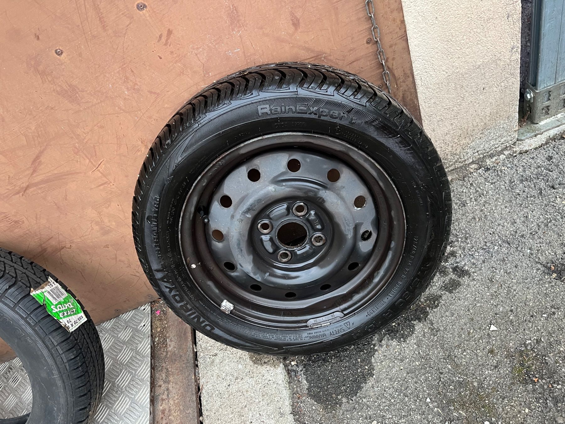 Uniroyal Pneumatici & Ruote complete: Felge mit Pneu – Usato da bretzwil venduto da nightflasher 1