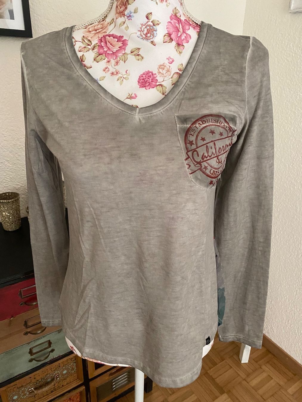 Camicette: Key Largo Blusen Shirt hellgrau Gr S – Usato da Schönenberg ZH venduto da Pfupfli1