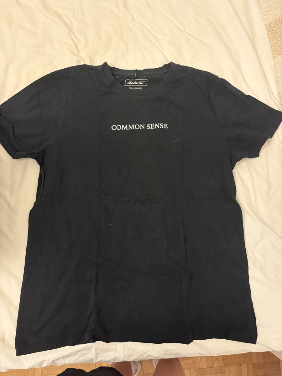 T-Shirts: T-Shirt Grösse L – Gebraucht aus Riehen von DogCare_Totolino