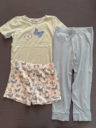 Neuwertig: Hübsches Pyjama mit kurzer+langer Hose, Gr. 110